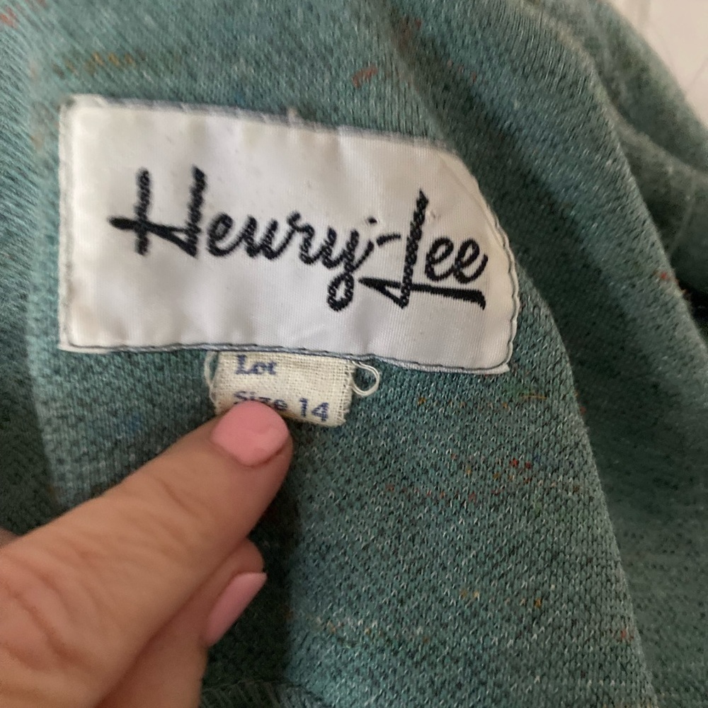 Vintage Henry Lee skirt suit right out of Mad Men.  Comes with matching belt. - Picture 5 of 6